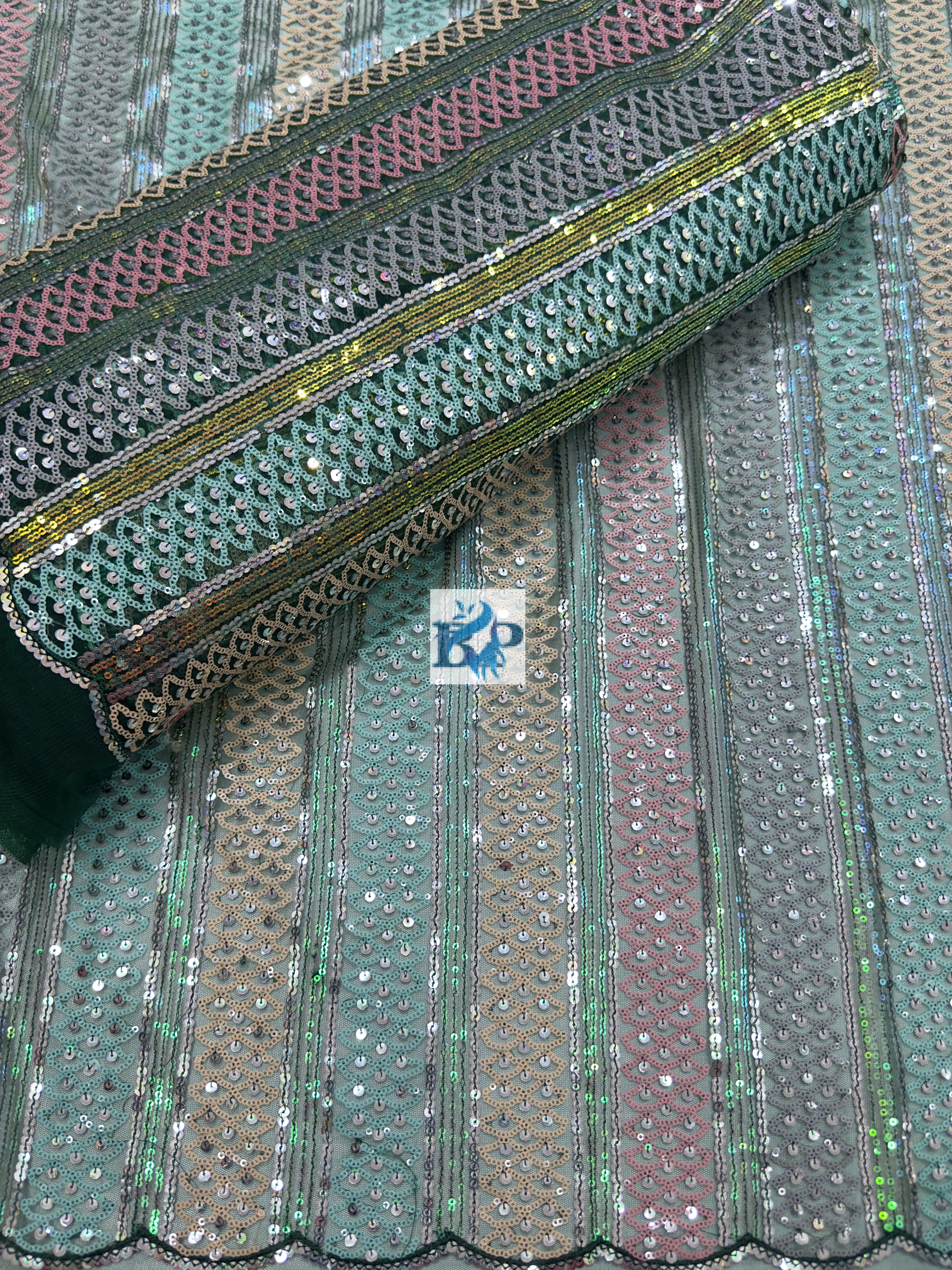 Multicolor sequence fabric