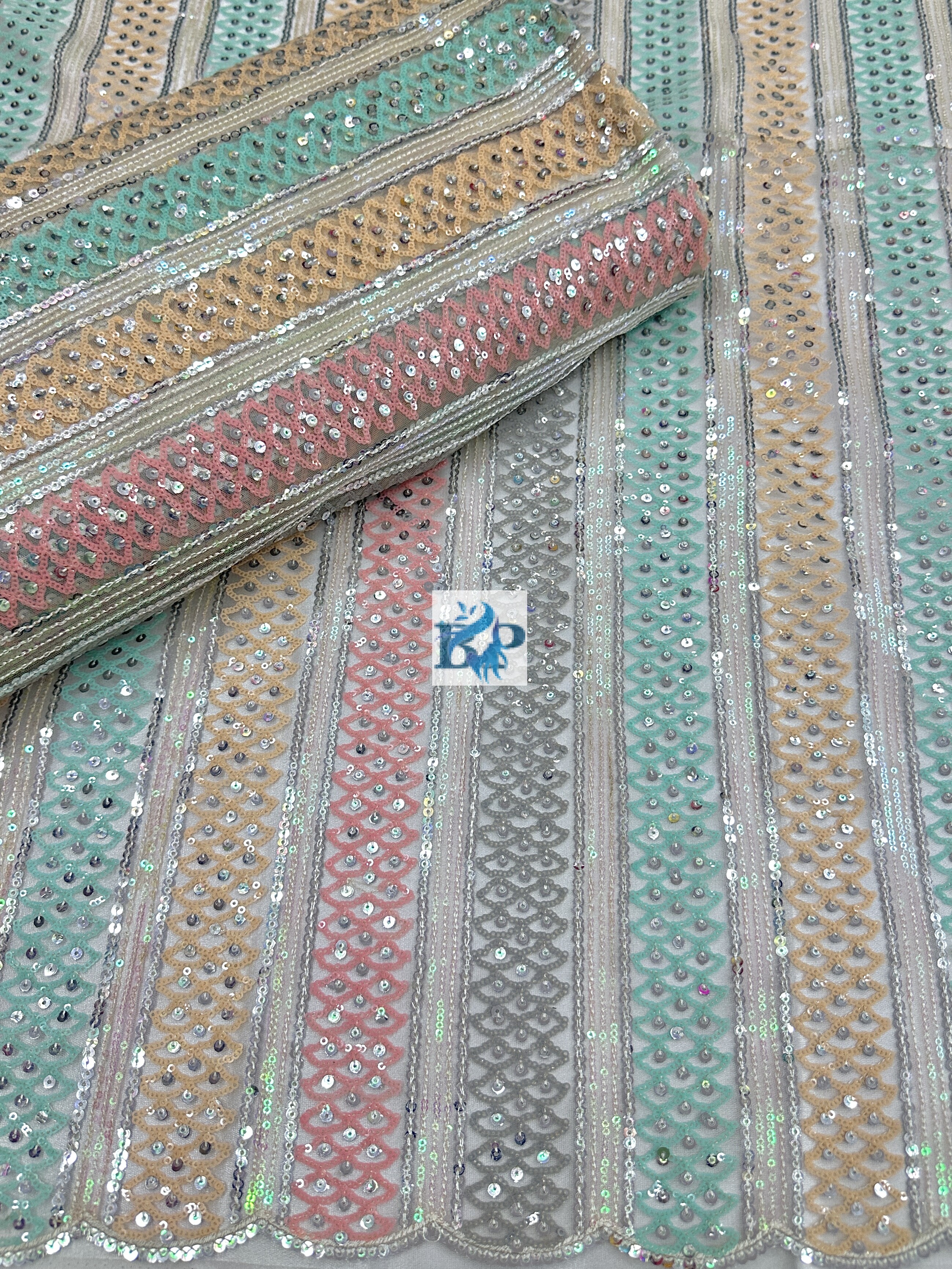 Multicolor sequence fabric