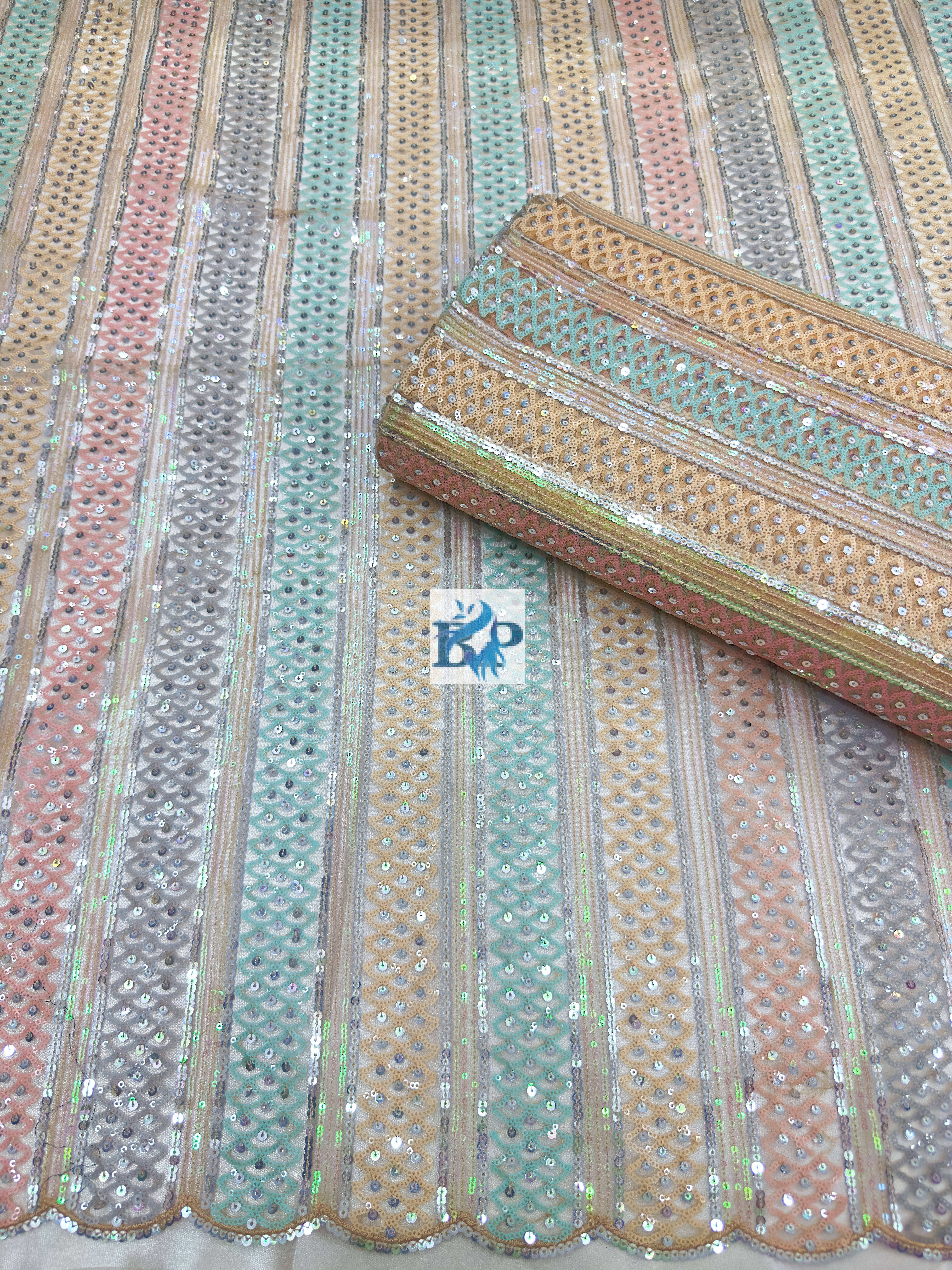 Multicolor sequence fabric