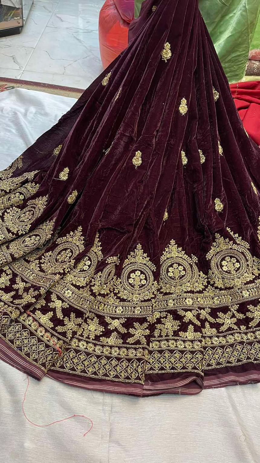 9000 EMBROIDERY VELVET