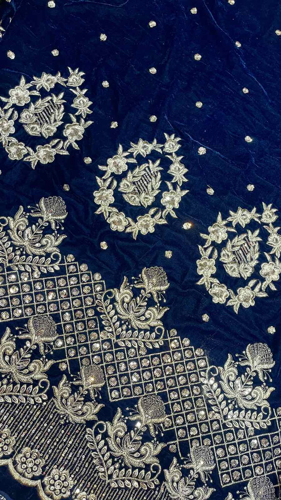 9000 EMBROIDERY VELVET