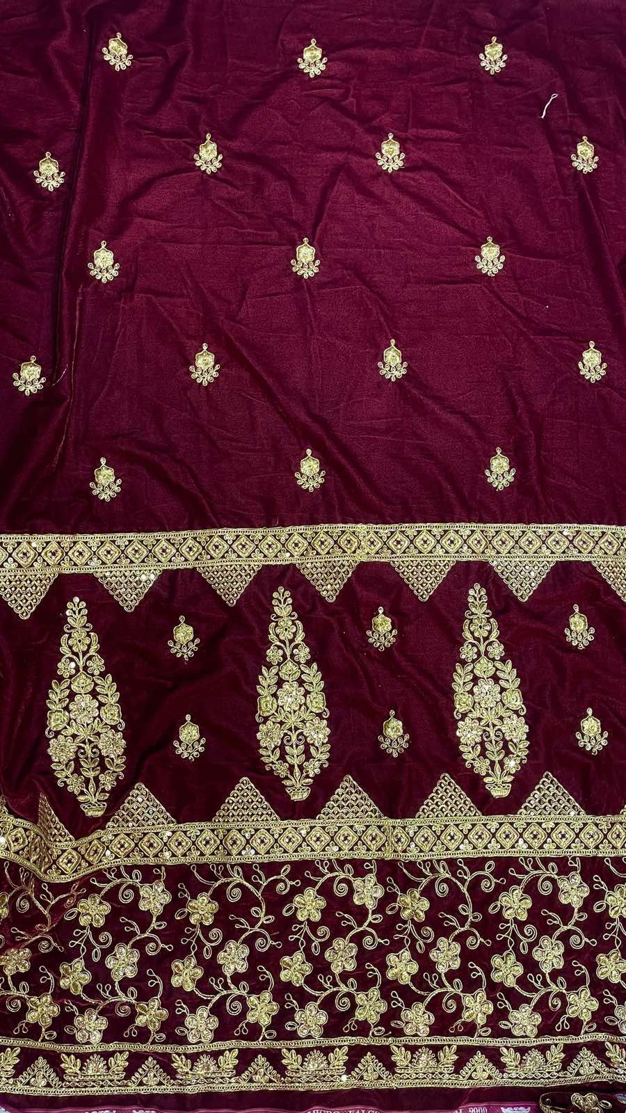 9000 EMBROIDERY VELVET