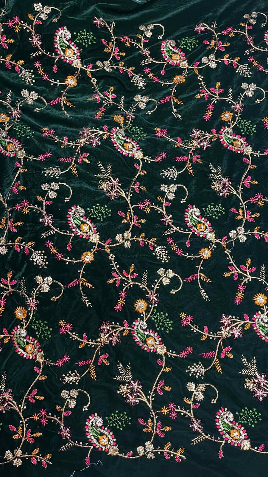 9000 EMBROIDERY VELVET