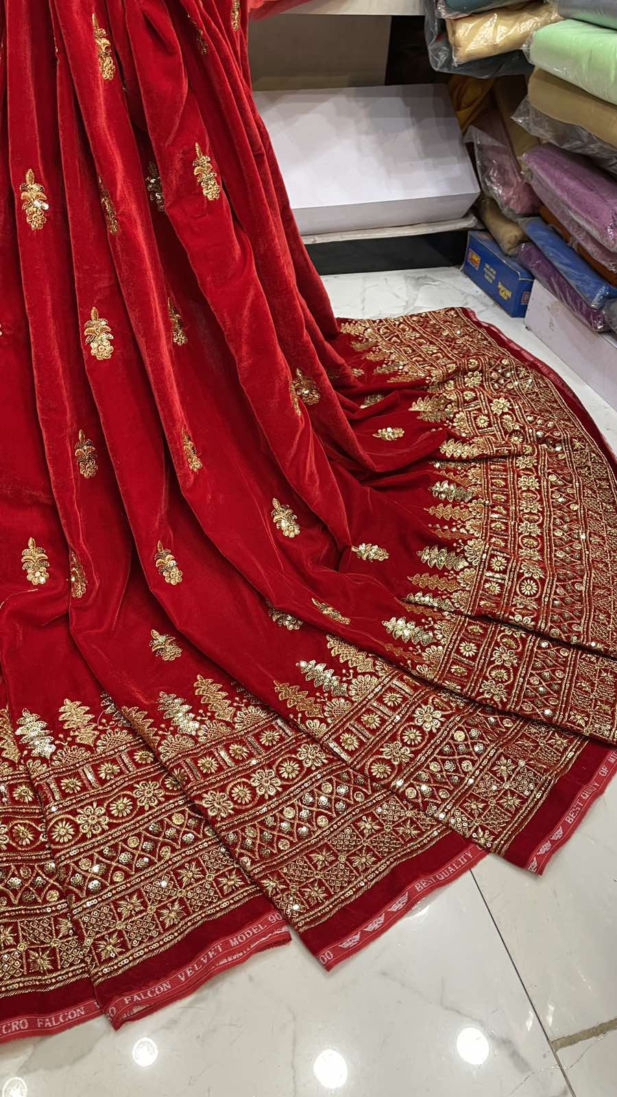 9000 EMBROIDERY VELVET