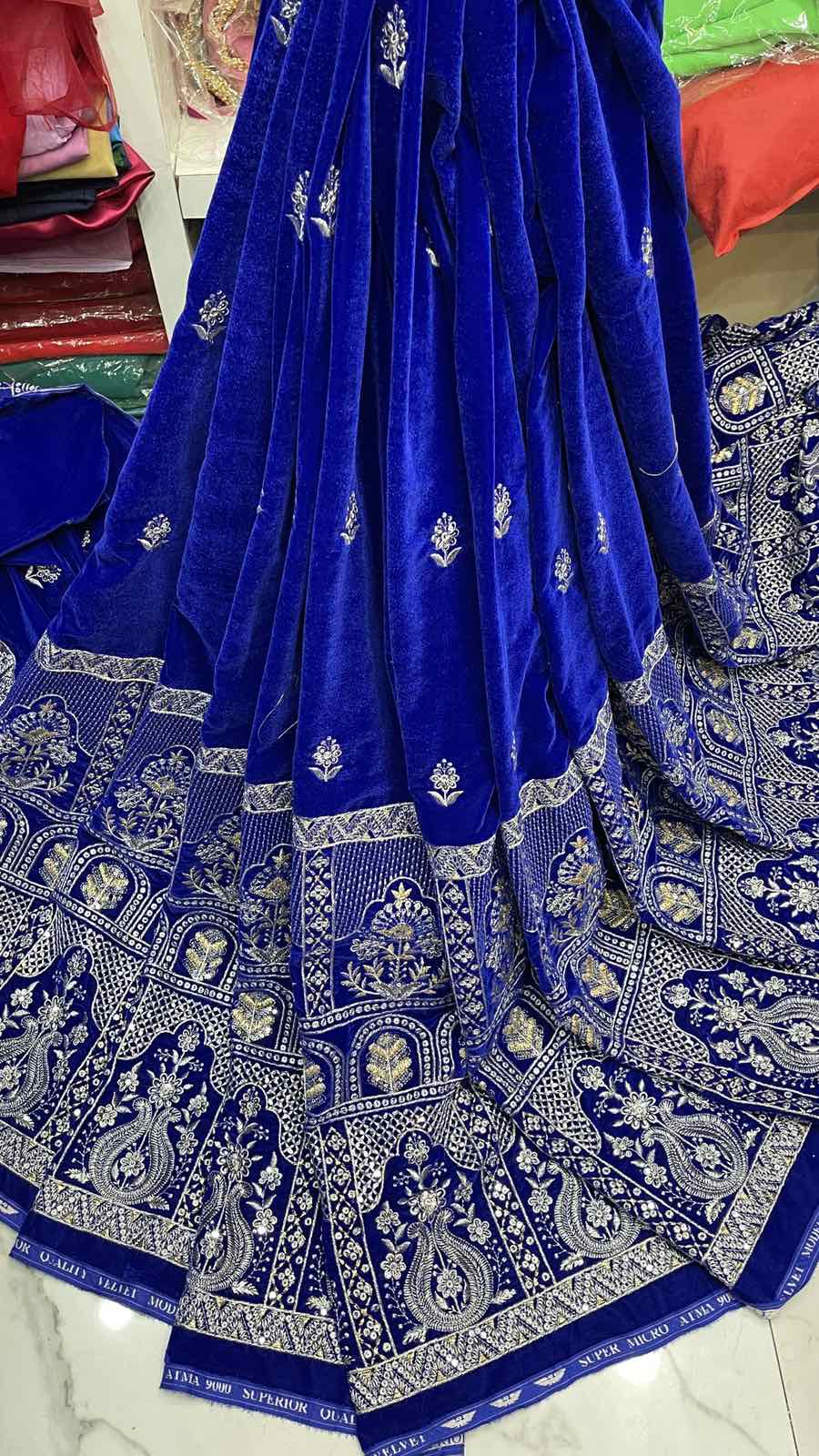 9000 EMBROIDERY VELVET